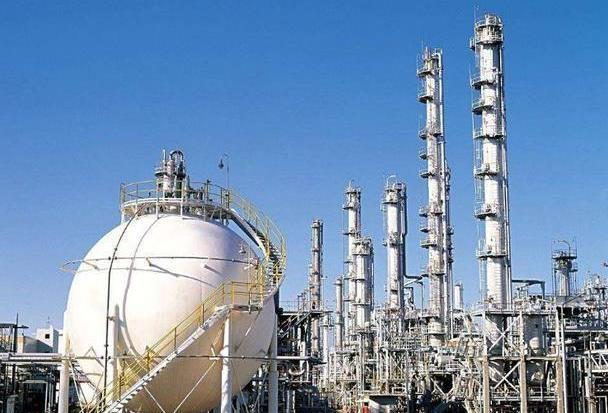 亞洲唯一的永久中立國(guó),資源多到賣(mài)不完,水電天然氣免費(fèi)使用