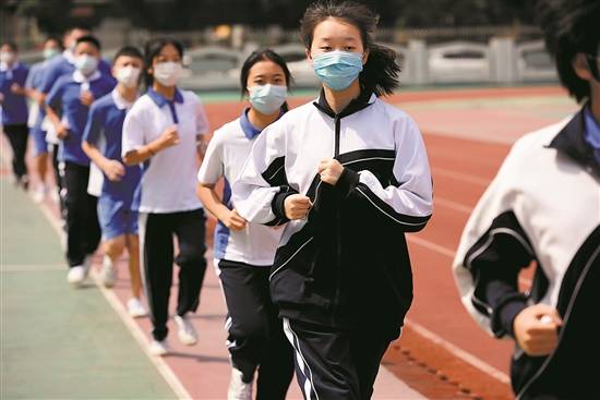 融合大灣區(qū)高教資源，打造深圳卓越教師隊(duì)伍新路徑